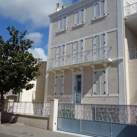Appartement Port De Sanary Exterior foto